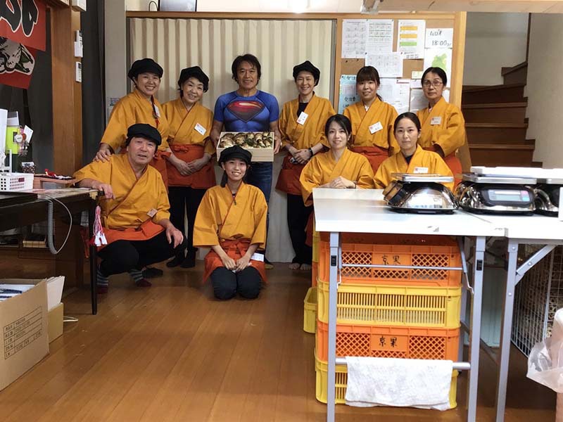 極と集合写真