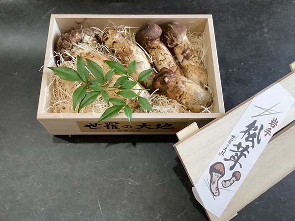 自動車会社さま　ゴルフコンペ景品のご依頼のお品